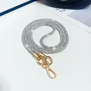 حبل هاتف فاخر مرصع بالأحجار الكريمة مع سلسلة طويلة للرقبة وحزام كتف